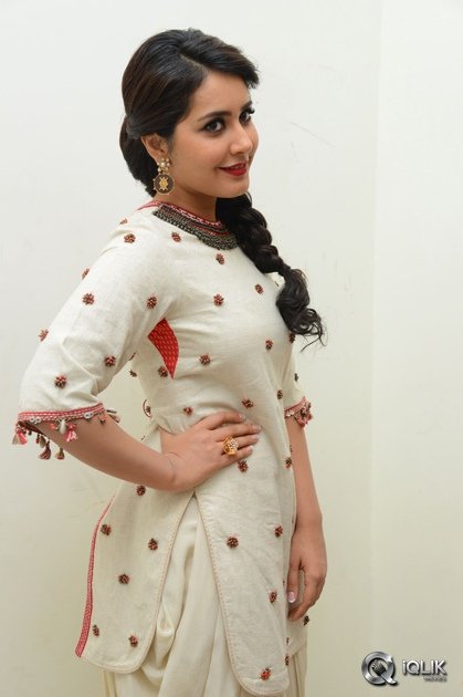 Raashi-Khanna-at-Supreme-Movie-Audio-Launch